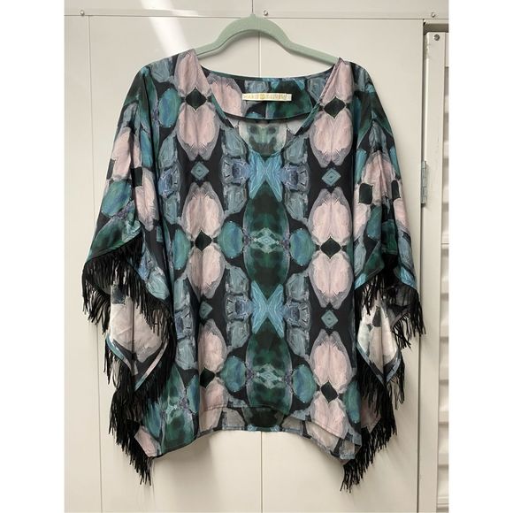Marie Oliver Abstract Fringe Blue Pink Pullover Size large , MSRP $268 - Picture 1 of 9